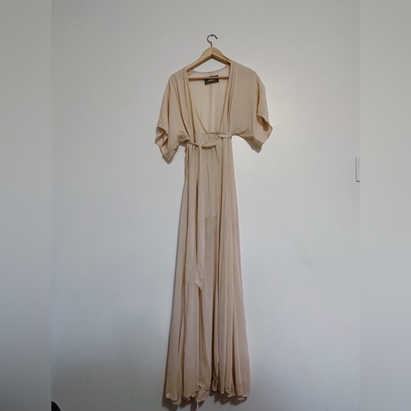 Reformation bridesmaids dress in small - Picture 11 of 11